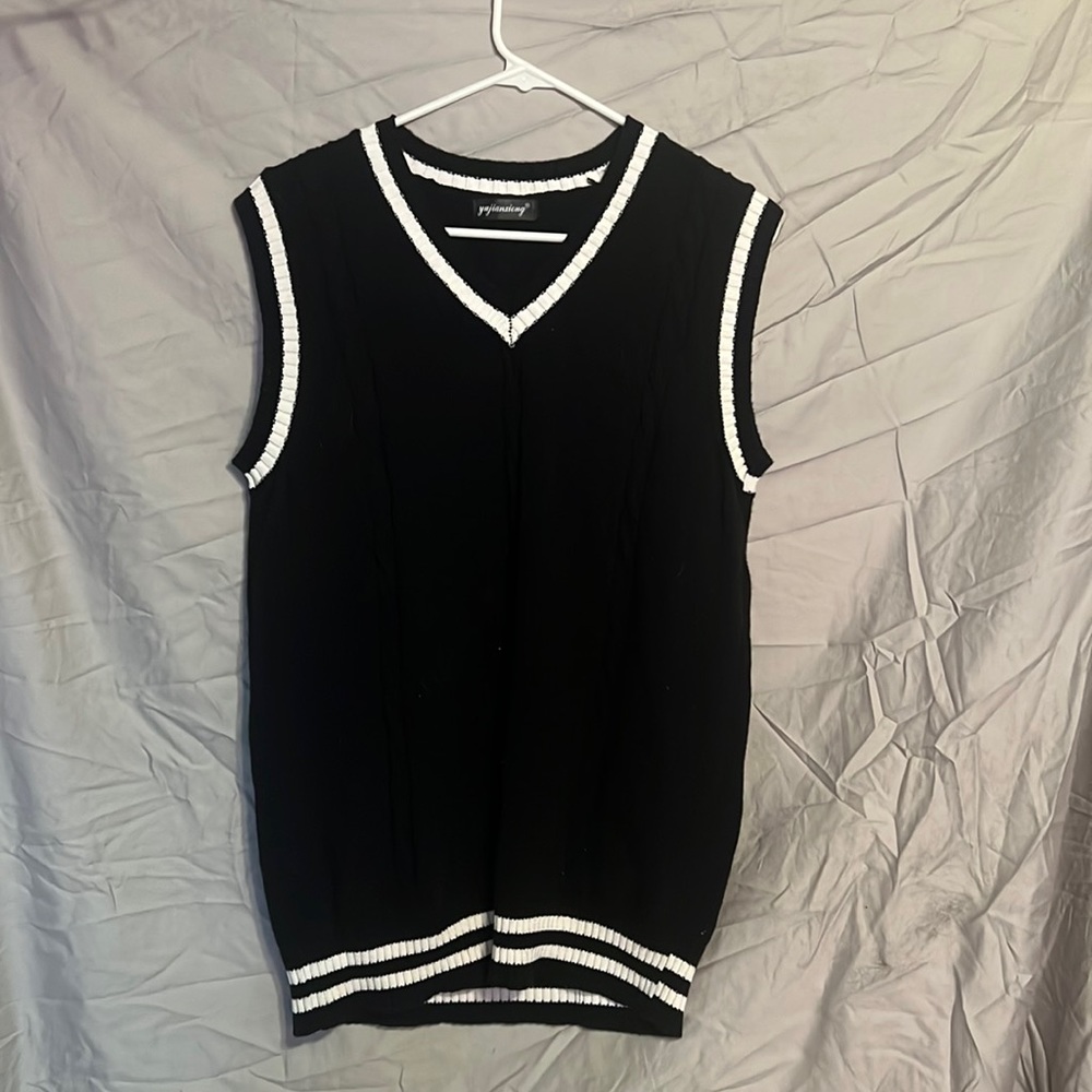 men’s sweater vest